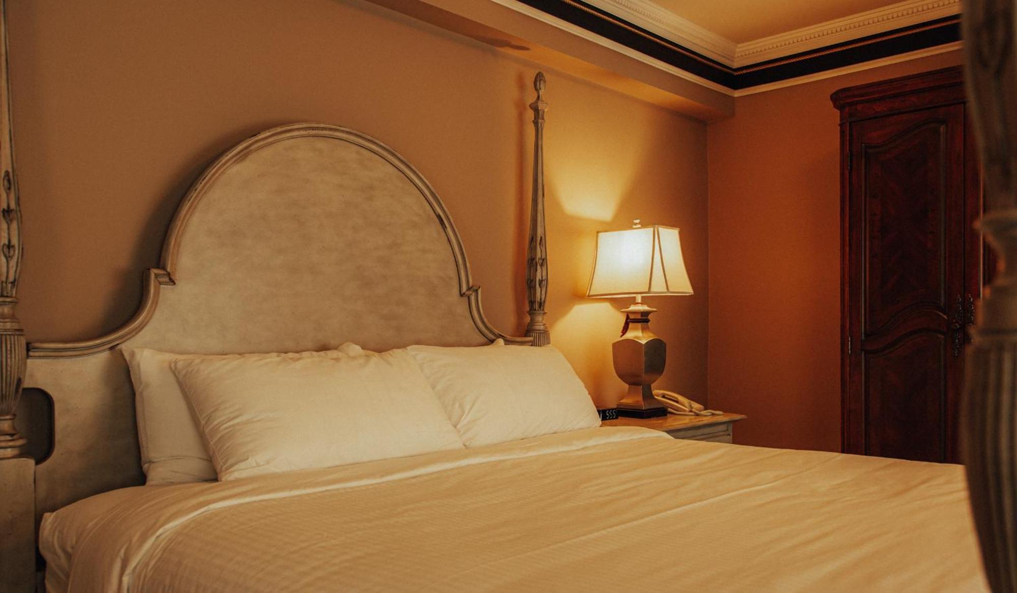 Grant Hall Hotel Moose Jaw Buitenkant foto
