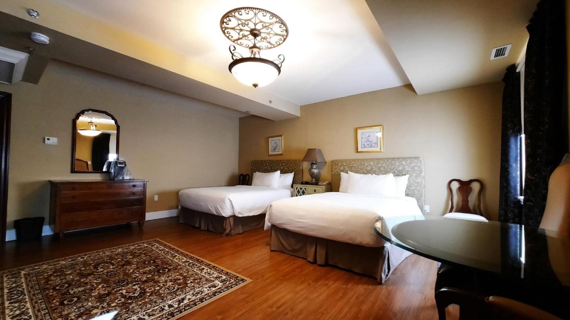Grant Hall Hotel Moose Jaw Buitenkant foto