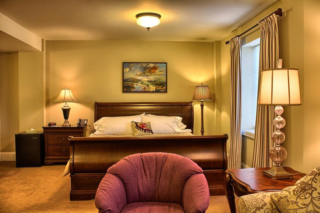 Grant Hall Hotel Moose Jaw Buitenkant foto