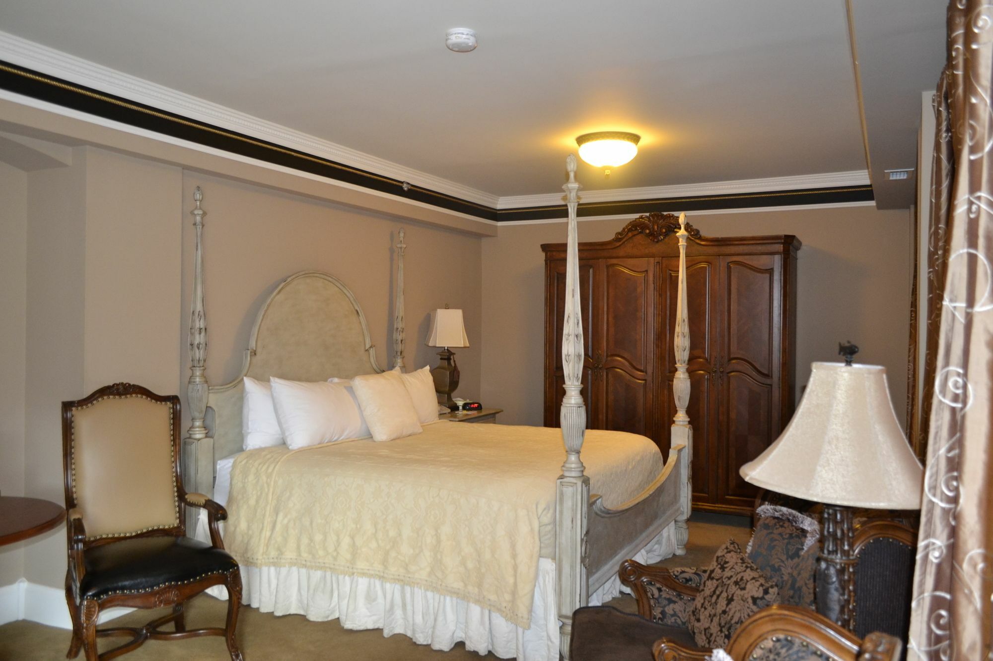 Grant Hall Hotel Moose Jaw Buitenkant foto
